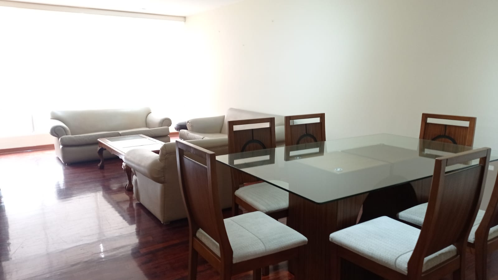 ALQUILER DE DEPARTAMENTO CON VISTA EXTERIOR EN SAN BORJA