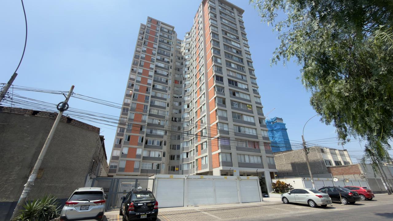 DEPARTAMENTO EN ALQUILER EN CERCADO DE LIMA - EXCELENTE UBICACION